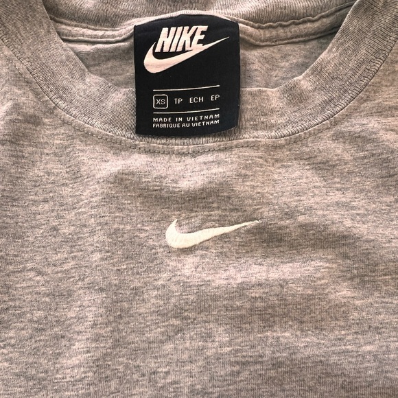 Nike Sportwear essential, Center Swoosh Short Sleeve bodysuit. Size XS - Picture 5 of 6